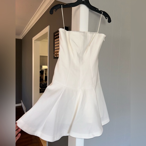 Cinq a Sept Arleen Strapless Dress size 2 - Picture 6 of 7